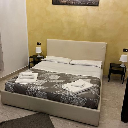 Bed and Breakfast La Dimora Di Re Ferdinando Neapel Exterior foto