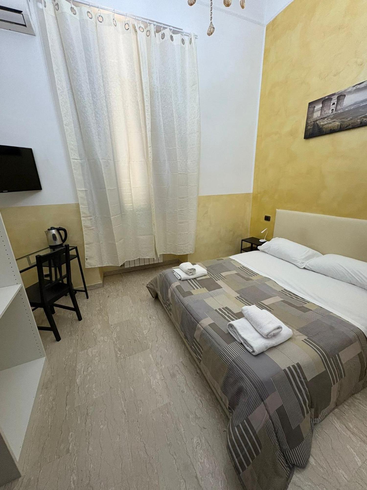 Bed and Breakfast La Dimora Di Re Ferdinando Neapel Exterior foto