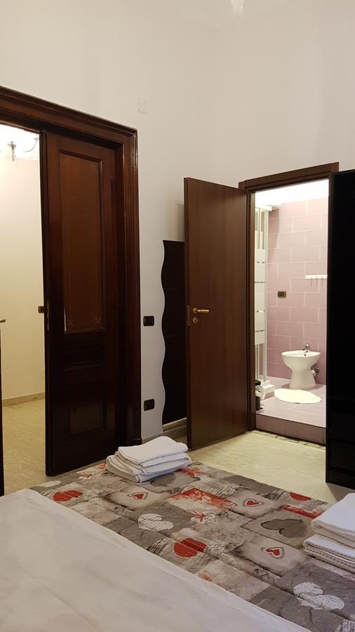 Bed and Breakfast La Dimora Di Re Ferdinando Neapel Exterior foto