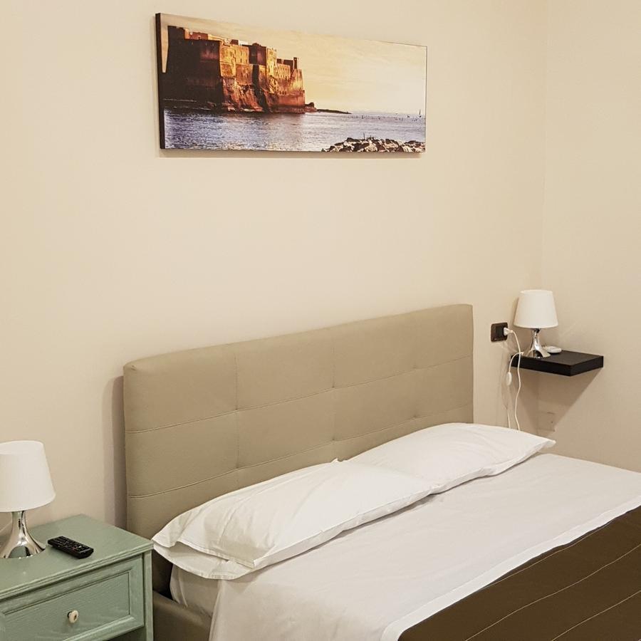 Bed and Breakfast La Dimora Di Re Ferdinando Neapel Exterior foto