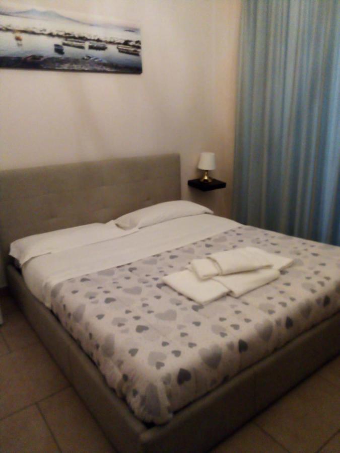 Bed and Breakfast La Dimora Di Re Ferdinando Neapel Exterior foto