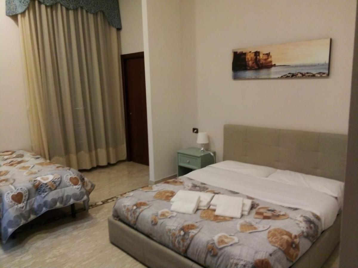 Bed and Breakfast La Dimora Di Re Ferdinando Neapel Exterior foto